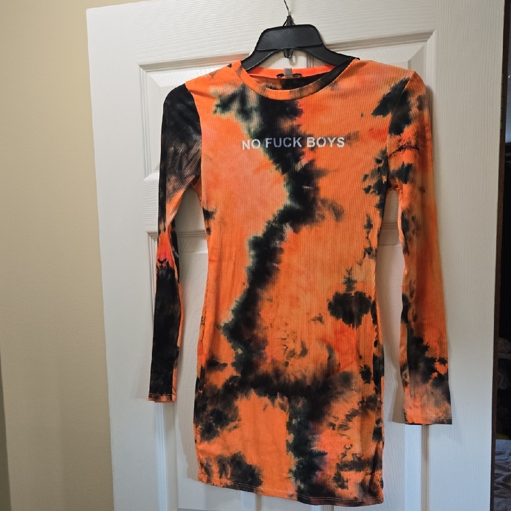 Fashion Nova Medium T-shirt Dress